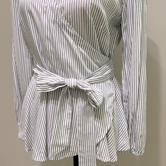 Loft Brand. Size Small. Wrap Around Blue & White Stripe Women’s Blouse. - Picture 2 of 8